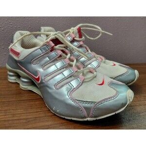 Nike Shox Sneakers Womens 8.5 Pink White Y2K Athleisure Please Read